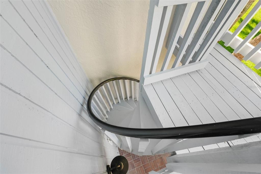 For Sale: $549,900 (2 beds, 2 baths, 1450 Square Feet)