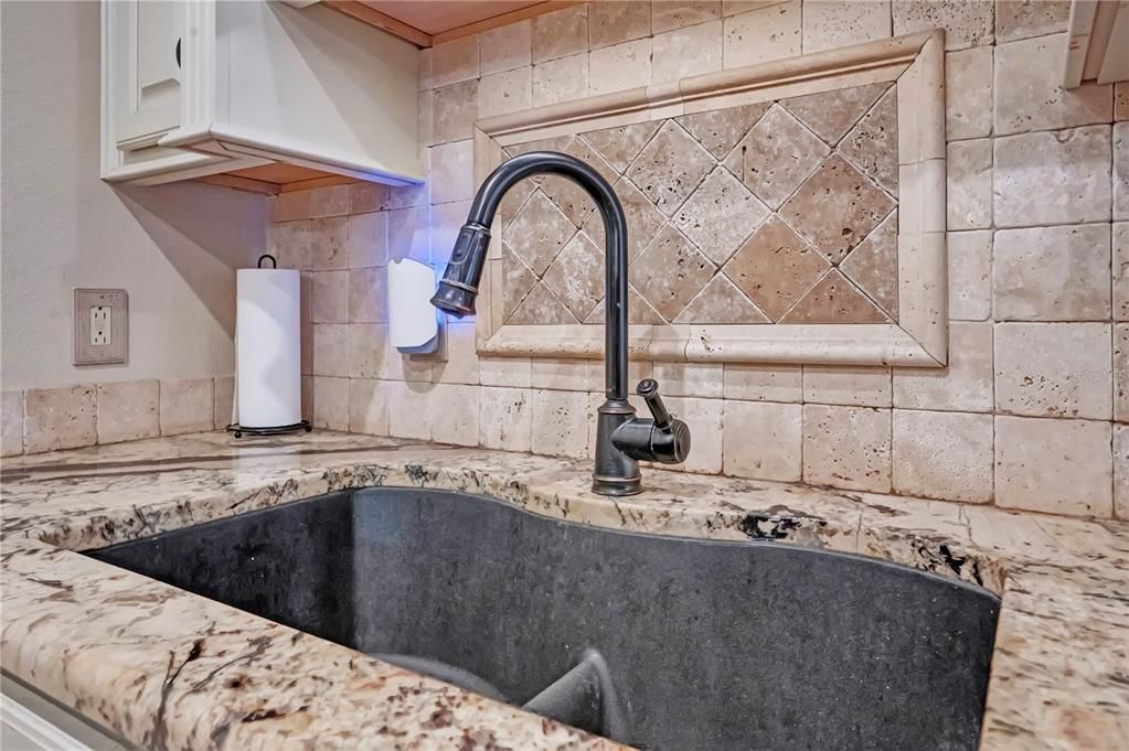 For Sale: $999,000 (6 beds, 5 baths, 3569 Square Feet)