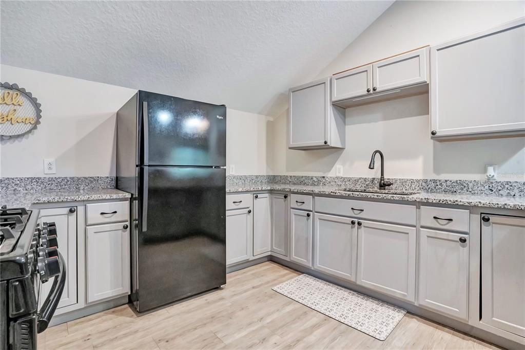 For Sale: $999,000 (6 beds, 5 baths, 3569 Square Feet)