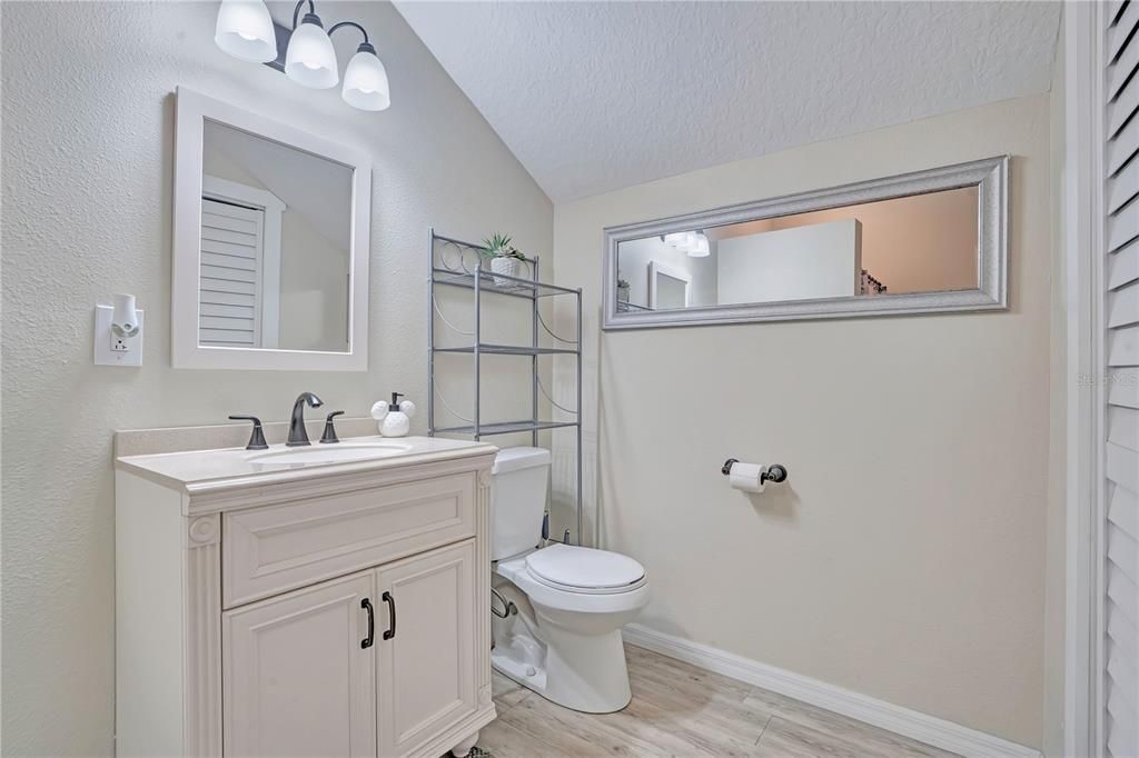 For Sale: $999,000 (6 beds, 5 baths, 3569 Square Feet)