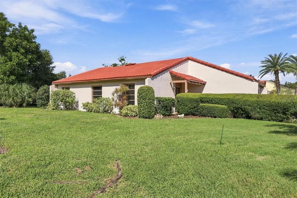待售: $325,000 (2 贝兹, 2 浴室, 2170 平方英尺)
