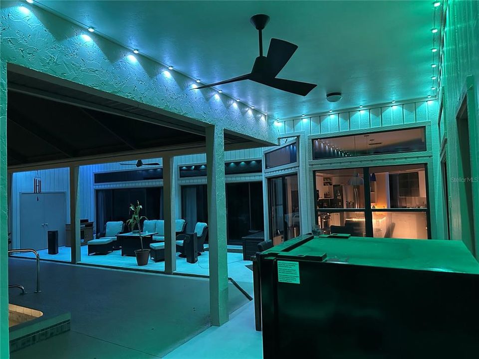 For Sale: $717,900 (4 beds, 2 baths, 2580 Square Feet)