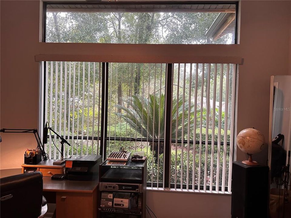 For Sale: $717,900 (4 beds, 2 baths, 2580 Square Feet)