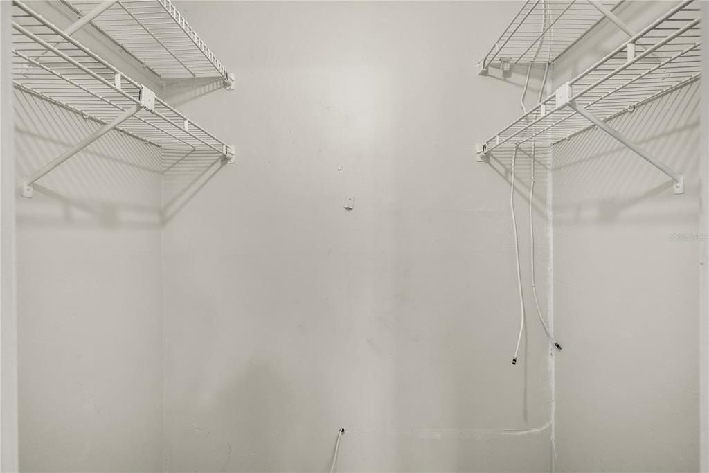 For Sale: $135,000 (2 beds, 2 baths, 992 Square Feet)