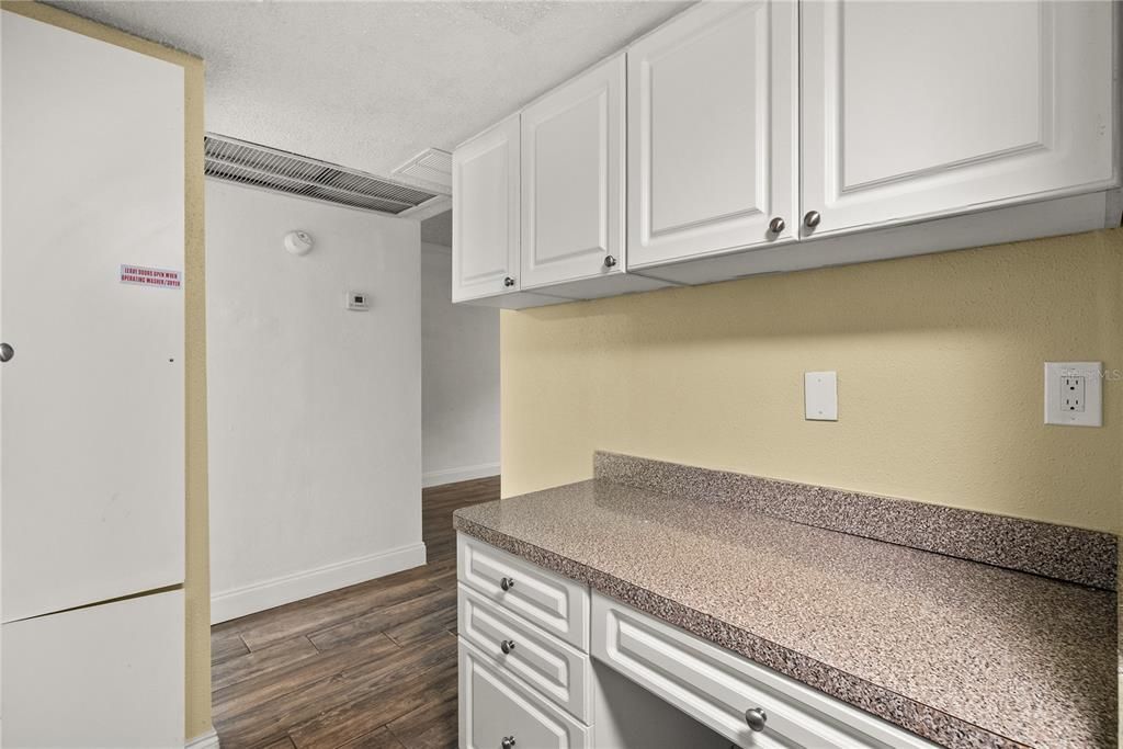 For Sale: $135,000 (2 beds, 2 baths, 992 Square Feet)