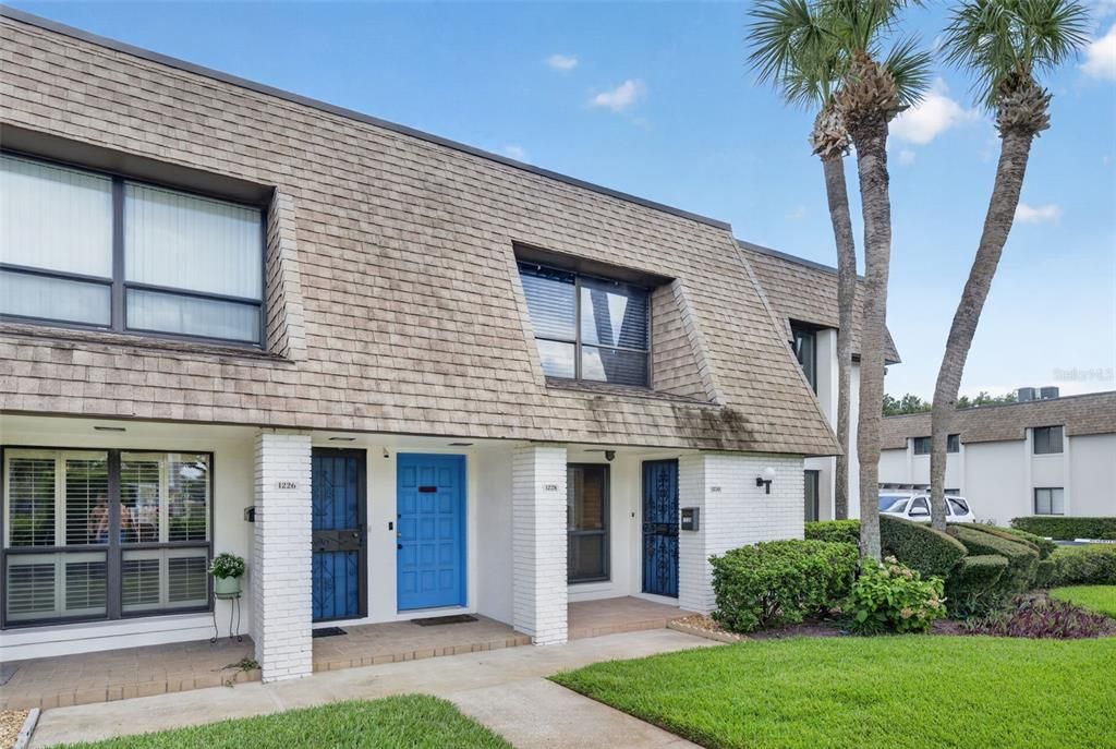 For Rent: $2,200 (3 beds, 2 baths, 1513 Square Feet)