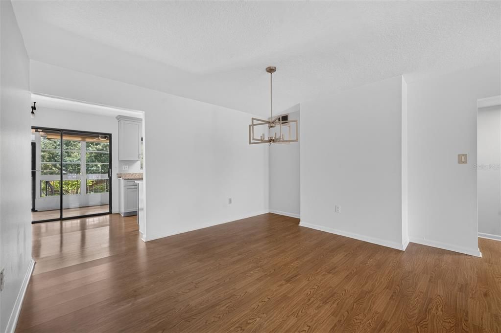 For Rent: $2,200 (3 beds, 2 baths, 1513 Square Feet)
