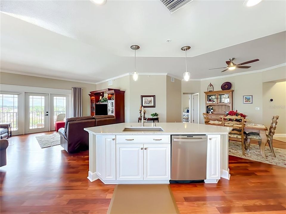 For Sale: $849,000 (3 beds, 2 baths, 1882 Square Feet)