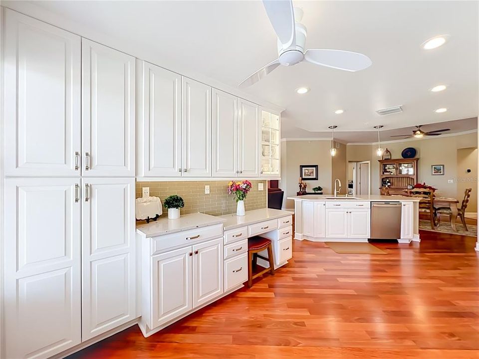 For Sale: $849,000 (3 beds, 2 baths, 1882 Square Feet)