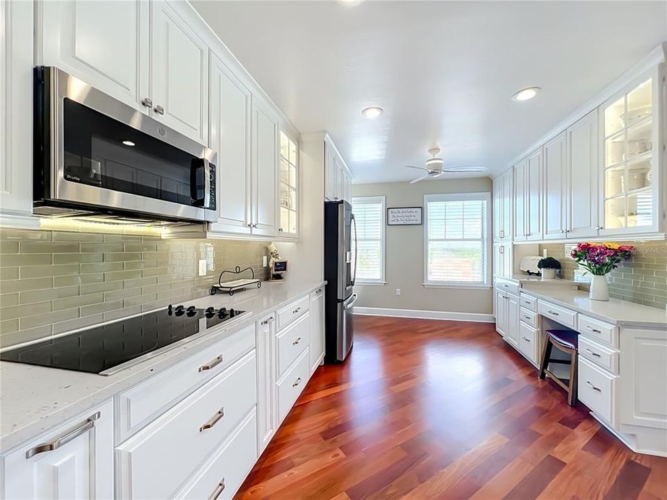 For Sale: $849,000 (3 beds, 2 baths, 1882 Square Feet)