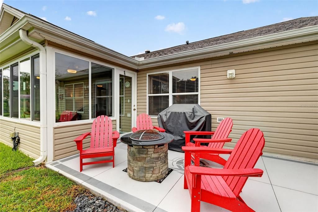 For Sale: $340,000 (3 beds, 2 baths, 1512 Square Feet)
