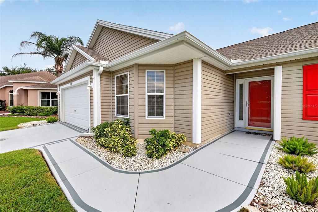 For Sale: $340,000 (3 beds, 2 baths, 1512 Square Feet)