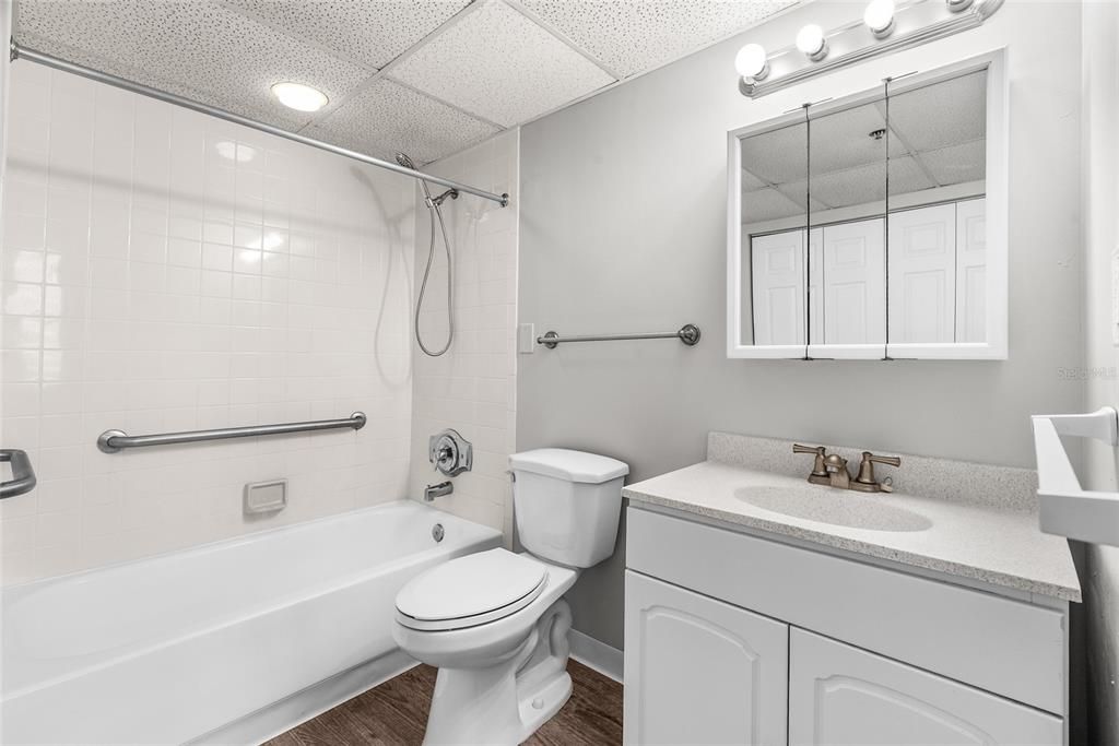 В аренду: $2,900 (1 спален, 1 ванн, 460 Квадратных фут)