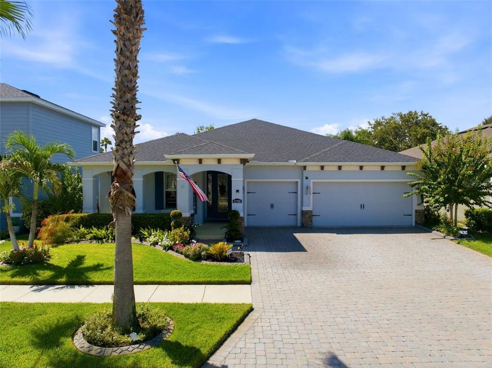 For Sale: $640,000 (4 beds, 3 baths, 2514 Square Feet)