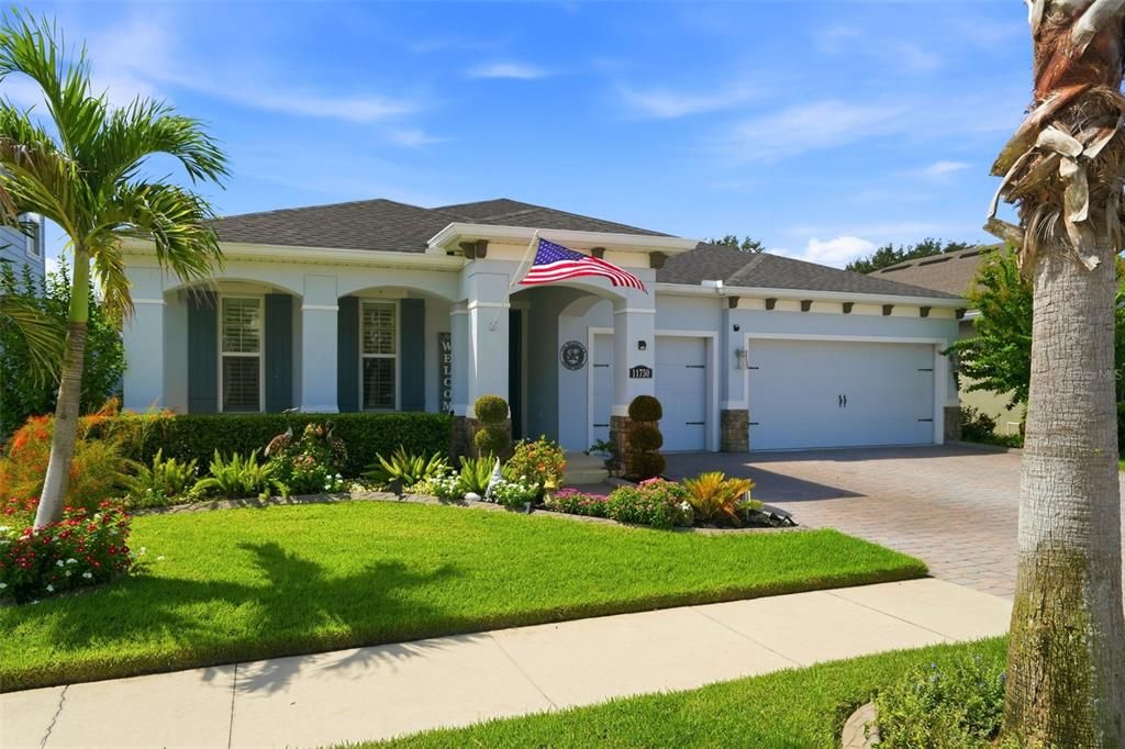 For Sale: $640,000 (4 beds, 3 baths, 2514 Square Feet)