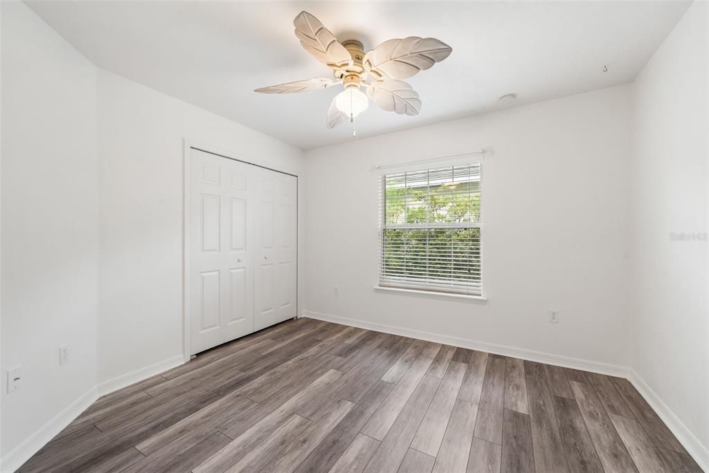 For Sale: $299,900 (3 beds, 2 baths, 1420 Square Feet)