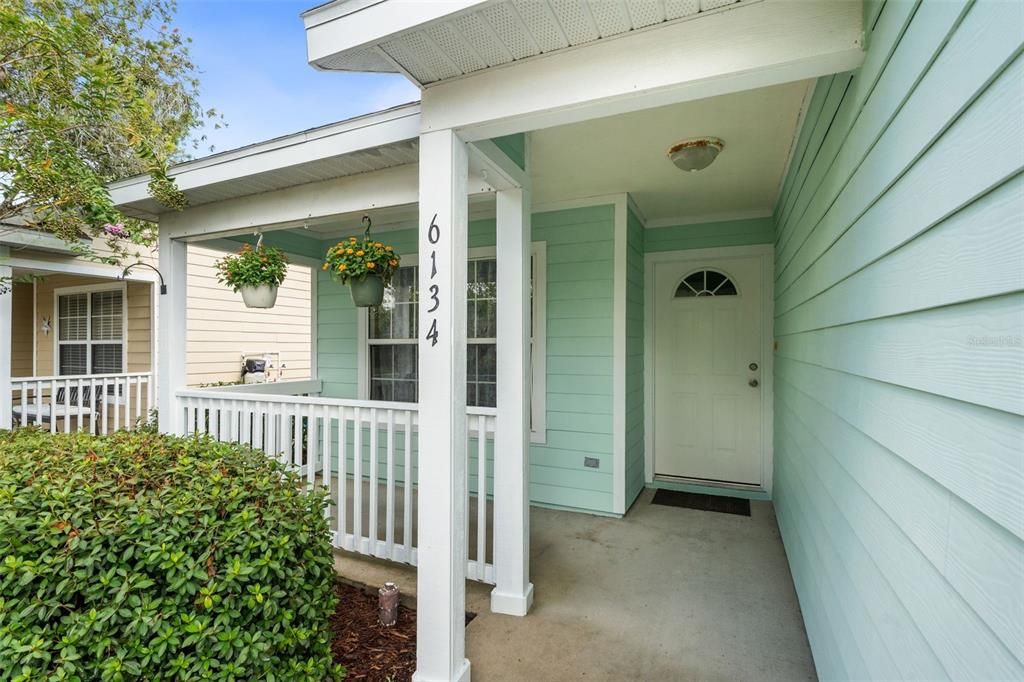 For Sale: $299,900 (3 beds, 2 baths, 1420 Square Feet)