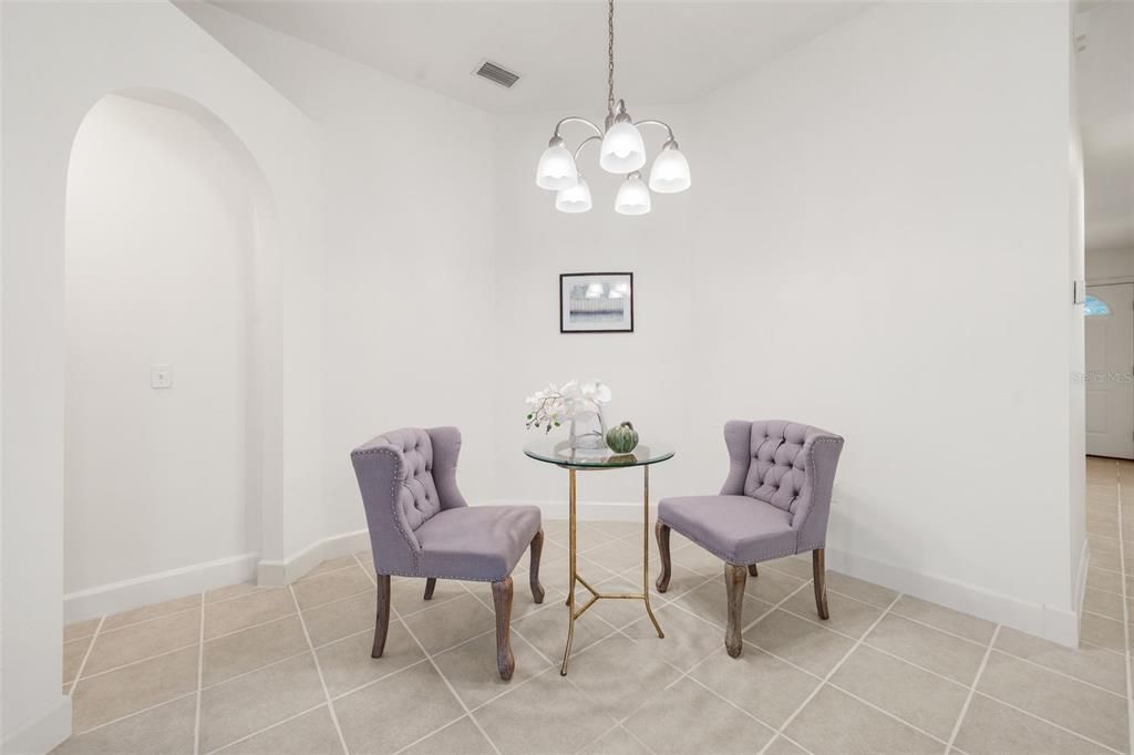 For Sale: $299,900 (3 beds, 2 baths, 1420 Square Feet)