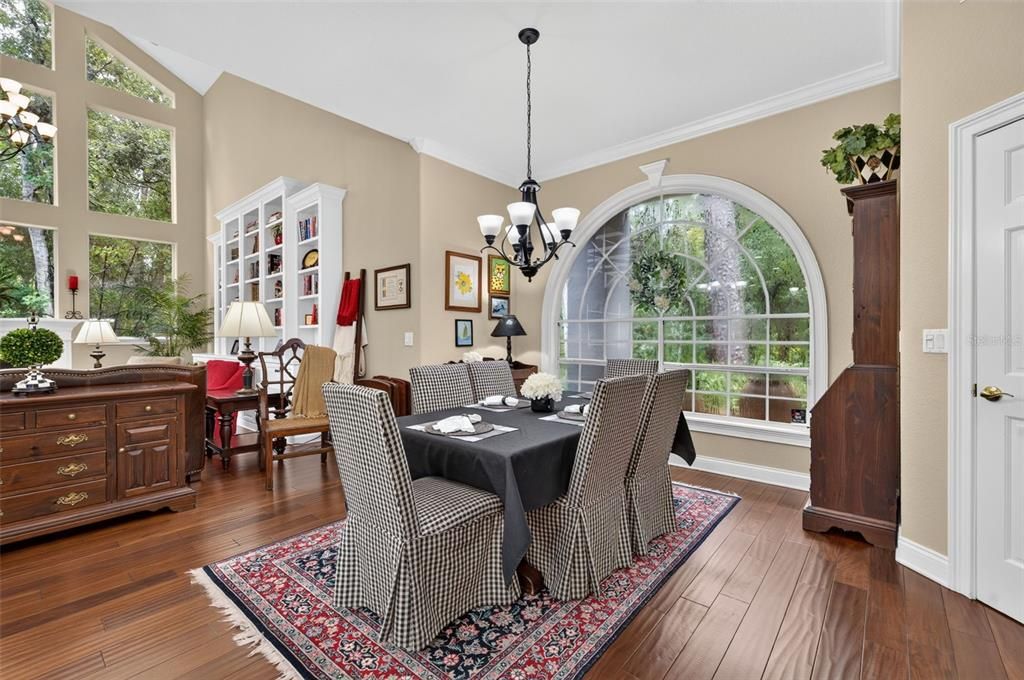 For Sale: $1,395,000 (4 beds, 4 baths, 4247 Square Feet)
