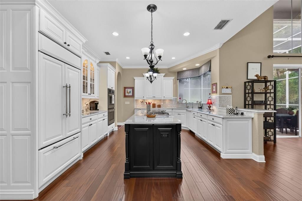 For Sale: $1,395,000 (4 beds, 4 baths, 4247 Square Feet)