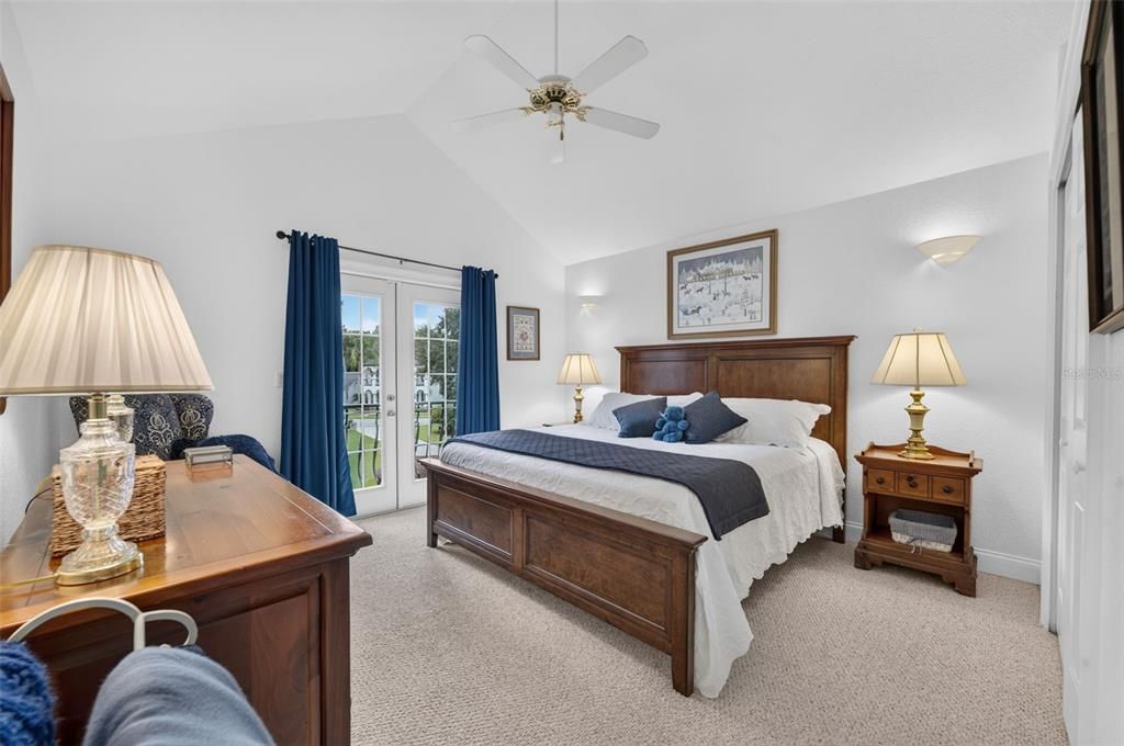 For Sale: $1,395,000 (4 beds, 4 baths, 4247 Square Feet)