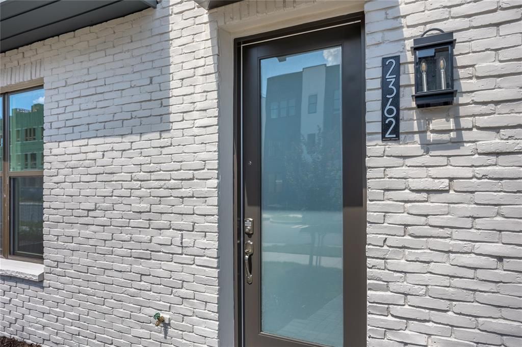 En Renta: $3,400 (4 camas, 3 baños, 2014 Pies cuadrados)