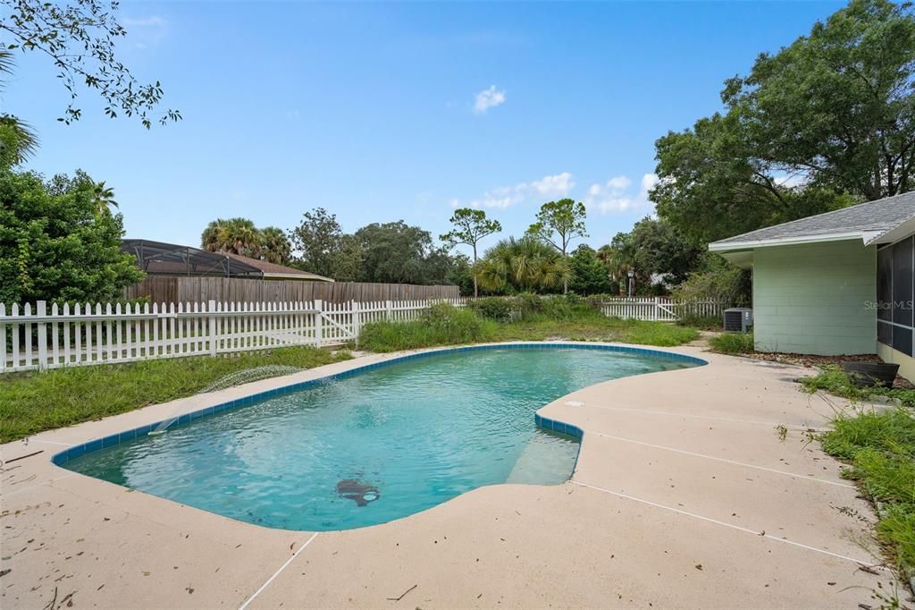 For Sale: $415,000 (3 beds, 2 baths, 1795 Square Feet)