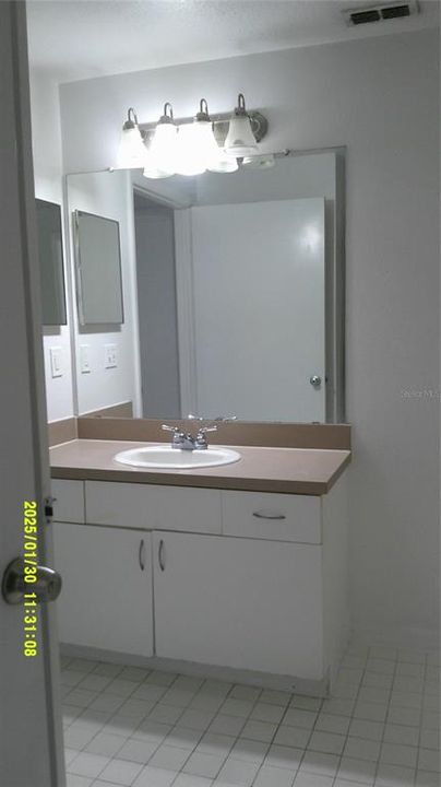 En Venta: $115,000 (2 camas, 1 baños, 1093 Pies cuadrados)