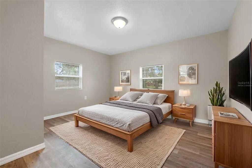 На продажу: $199,000 (3 спален, 1 ванн, 1378 Квадратных фут)