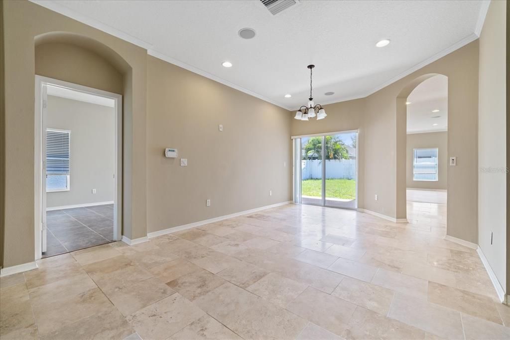 For Sale: $380,000 (4 beds, 3 baths, 2210 Square Feet)