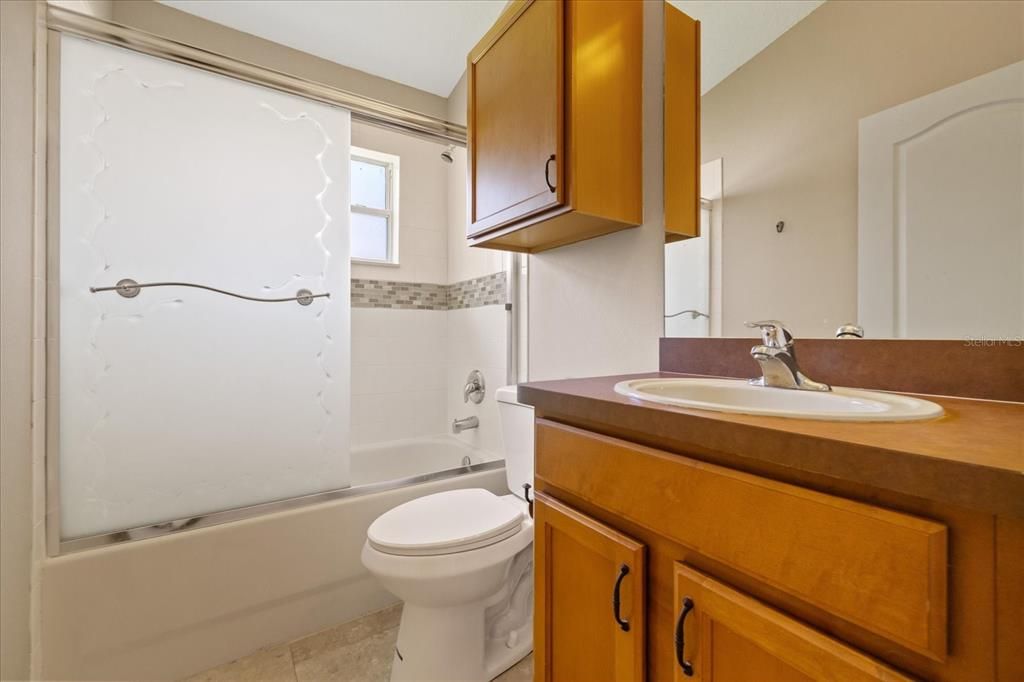 For Sale: $380,000 (4 beds, 3 baths, 2210 Square Feet)