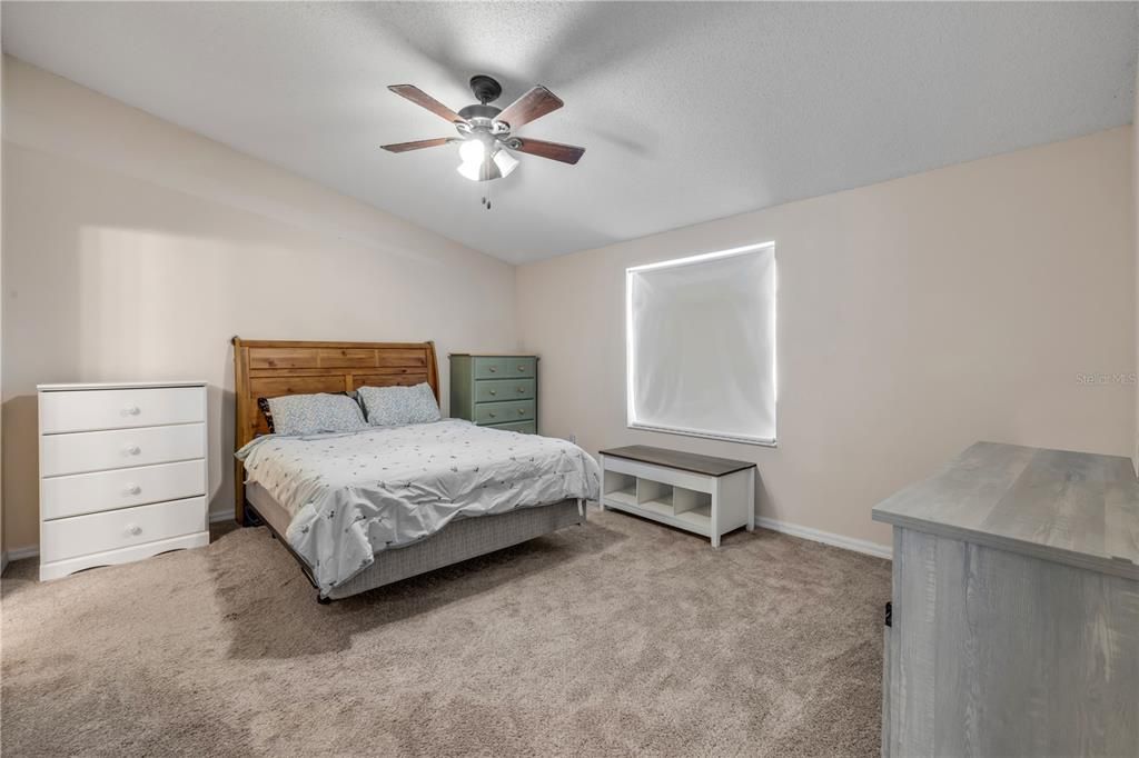 For Sale: $240,000 (3 beds, 2 baths, 1339 Square Feet)