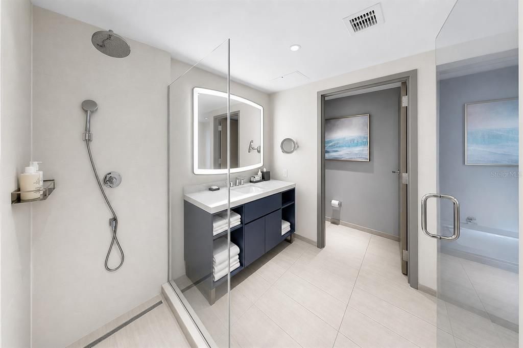 For Sale: $1,525,000 (2 beds, 2 baths, 1266 Square Feet)