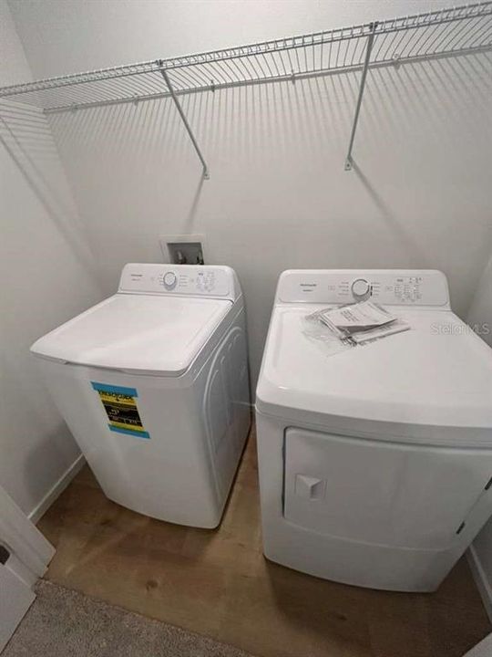 For Rent: $2,100 (3 beds, 2 baths, 1460 Square Feet)