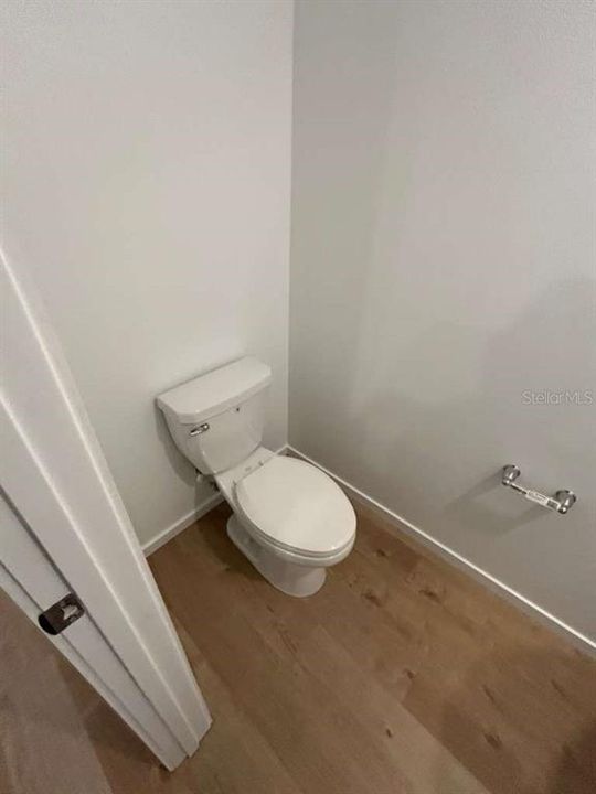 For Rent: $2,100 (3 beds, 2 baths, 1460 Square Feet)