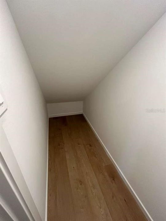For Rent: $2,100 (3 beds, 2 baths, 1460 Square Feet)