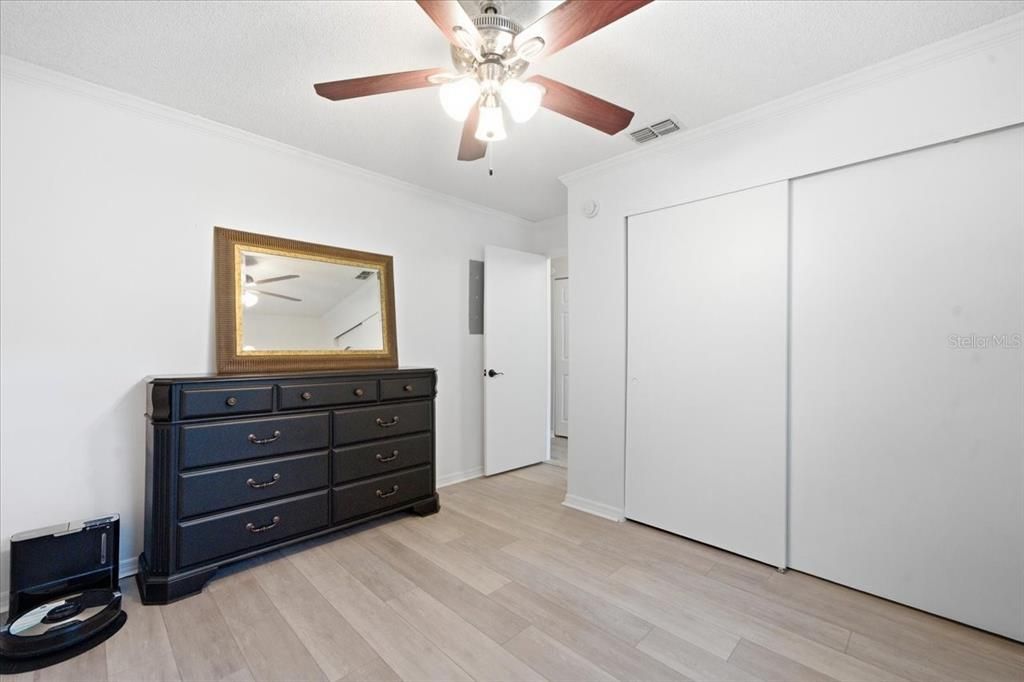 For Sale: $157,000 (2 beds, 2 baths, 1024 Square Feet)