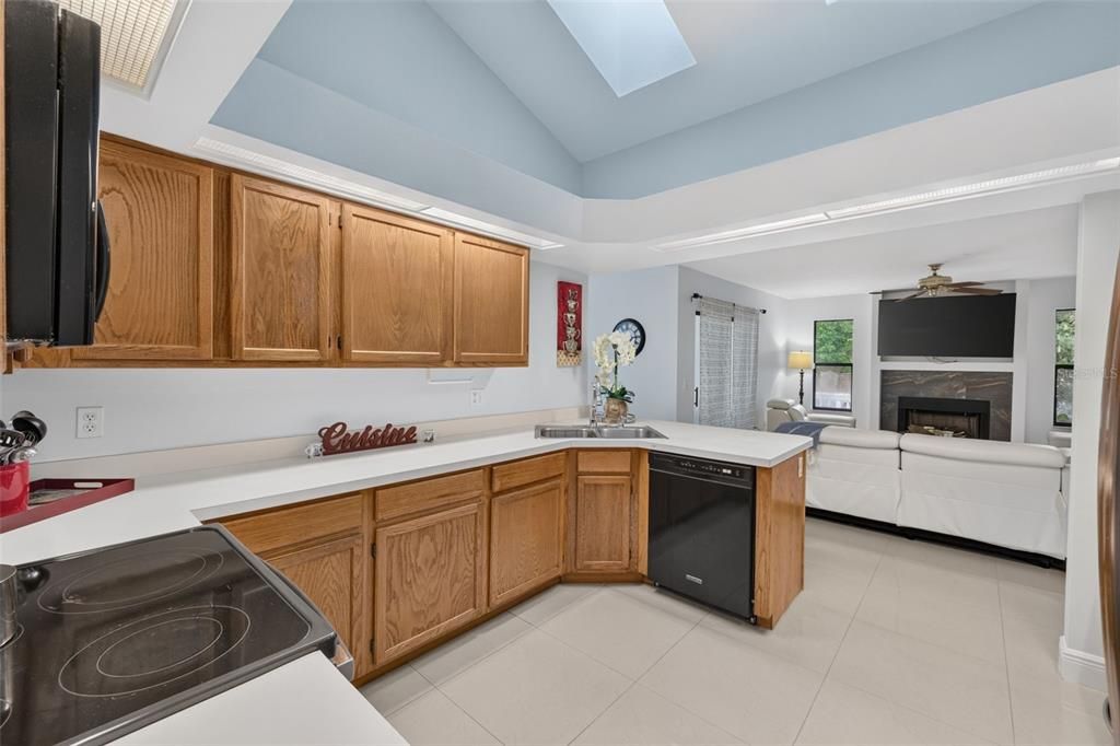 For Sale: $434,900 (3 beds, 2 baths, 1768 Square Feet)