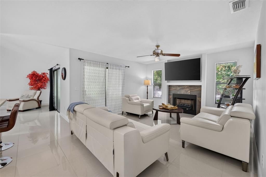 For Sale: $434,900 (3 beds, 2 baths, 1768 Square Feet)