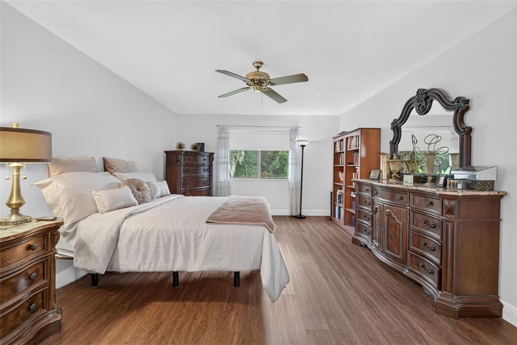 For Sale: $434,900 (3 beds, 2 baths, 1768 Square Feet)