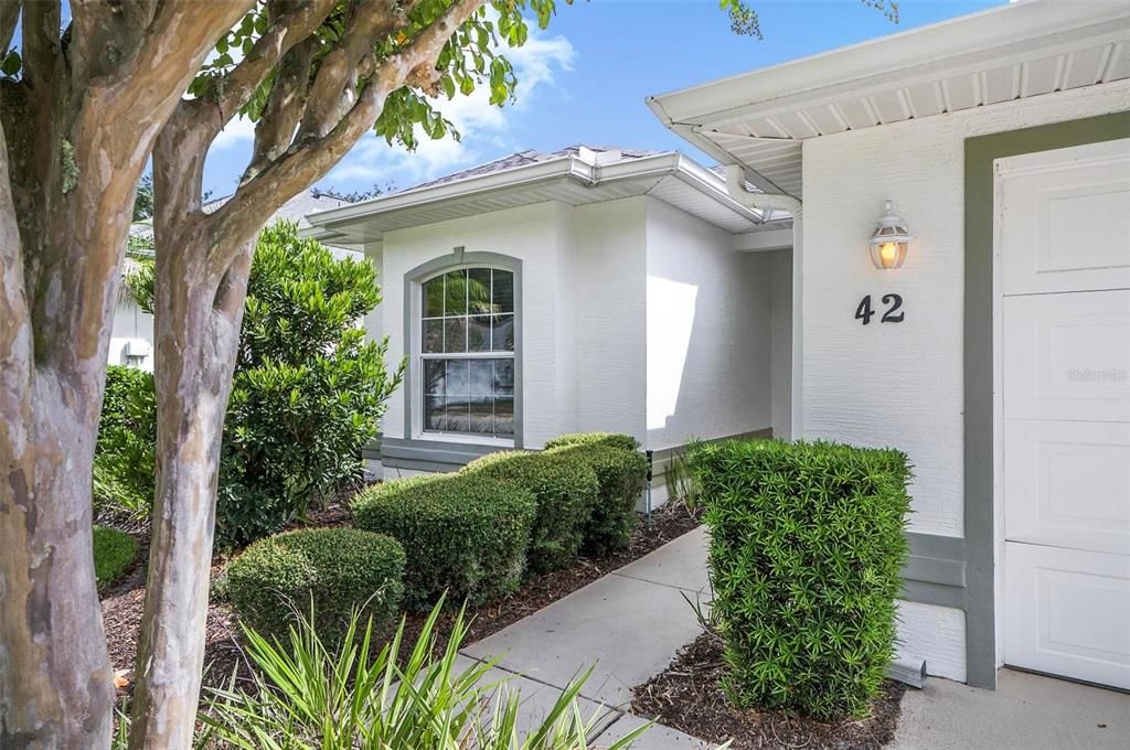 For Sale: $330,000 (2 beds, 2 baths, 1611 Square Feet)