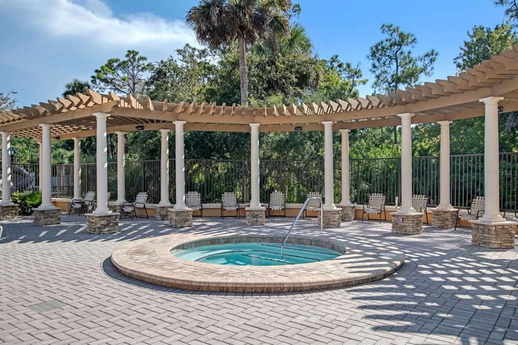 For Sale: $330,000 (2 beds, 2 baths, 1611 Square Feet)