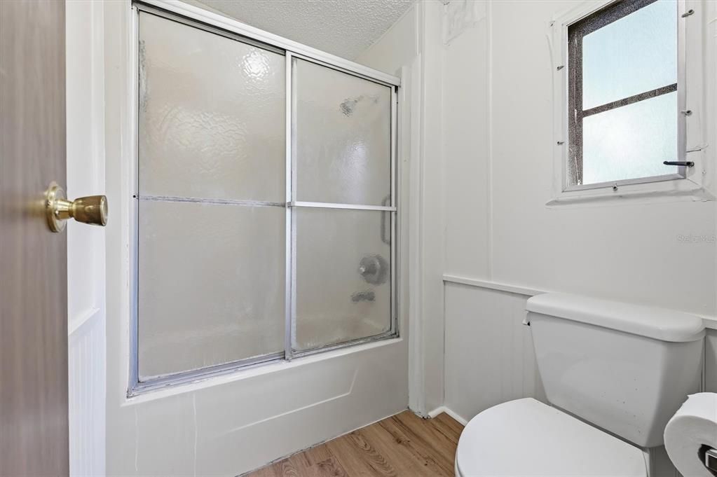 For Sale: $245,000 (2 beds, 2 baths, 1056 Square Feet)