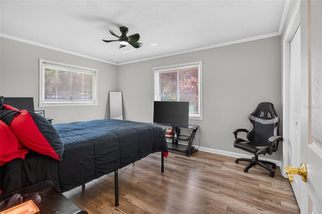 En Venta: $449,900 (3 camas, 2 baños, 1407 Pies cuadrados)