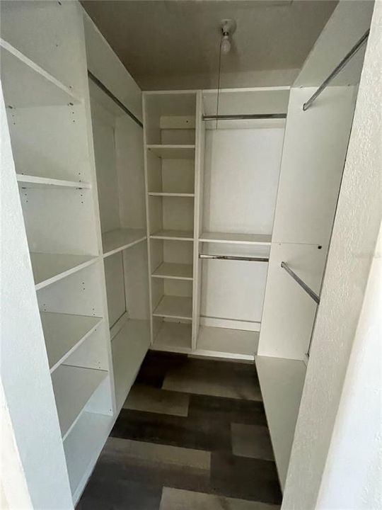 В аренду: $1,400 (2 спален, 1 ванн, 870 Квадратных фут)