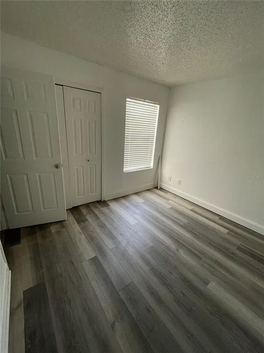 В аренду: $1,400 (2 спален, 1 ванн, 870 Квадратных фут)