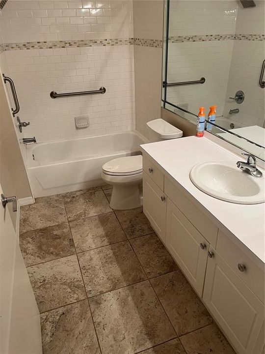 В аренду: $1,500 (1 спален, 1 ванн, 843 Квадратных фут)