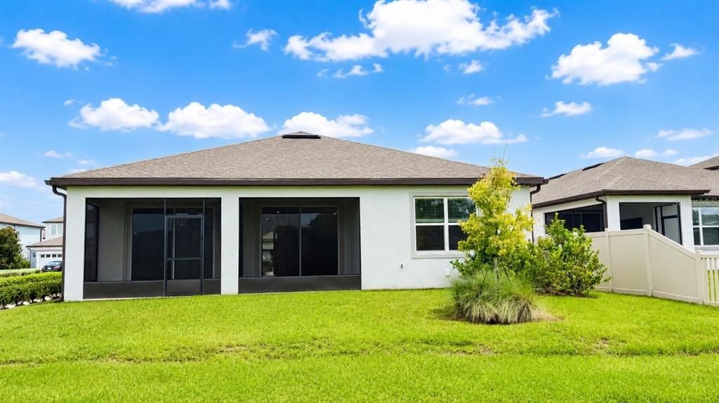 For Sale: $385,000 (3 beds, 3 baths, 2265 Square Feet)