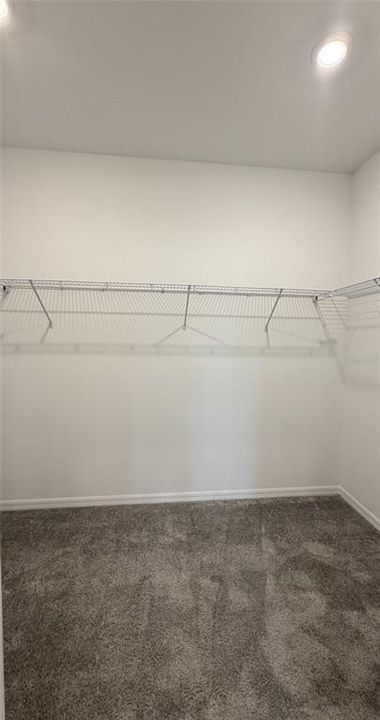For Sale: $385,000 (3 beds, 3 baths, 2265 Square Feet)