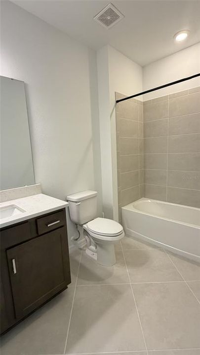 For Sale: $385,000 (3 beds, 3 baths, 2265 Square Feet)